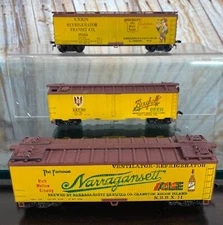 HO Train-Miniature TM Billboard BEER REEFERS Narragansett/Berghoff/Old Style