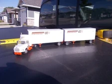 Tonkin  Ford Tractor Semi Truck CCX Con-Way Central Express Doubles Trailers