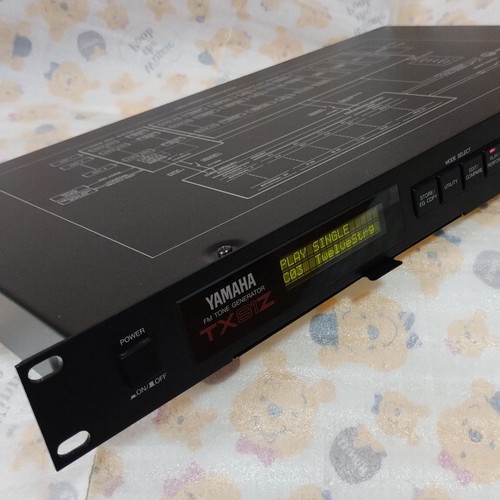 Yamaha TX81Z FM Tone Generator MIDI Sound Module 1U Rack Synth Japan