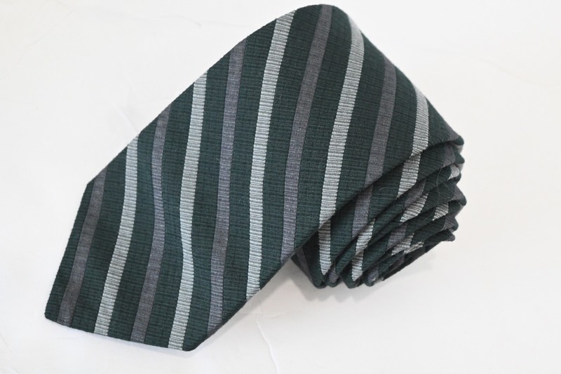 HICKEY FREEMAN STRIPED GREEN SILK MEN'S NECK Tie W:3 1/2" BY L:60"