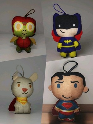 4 x DC League of Super Pets Turtle Batgirl Superman Krypto McDonald's 2021 2022