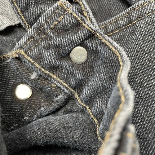 Vintage Levis 501 Jeans Mens 33x32 Fits 30x31 Black Button Fly Made USA 90s - Picture 8 of 17