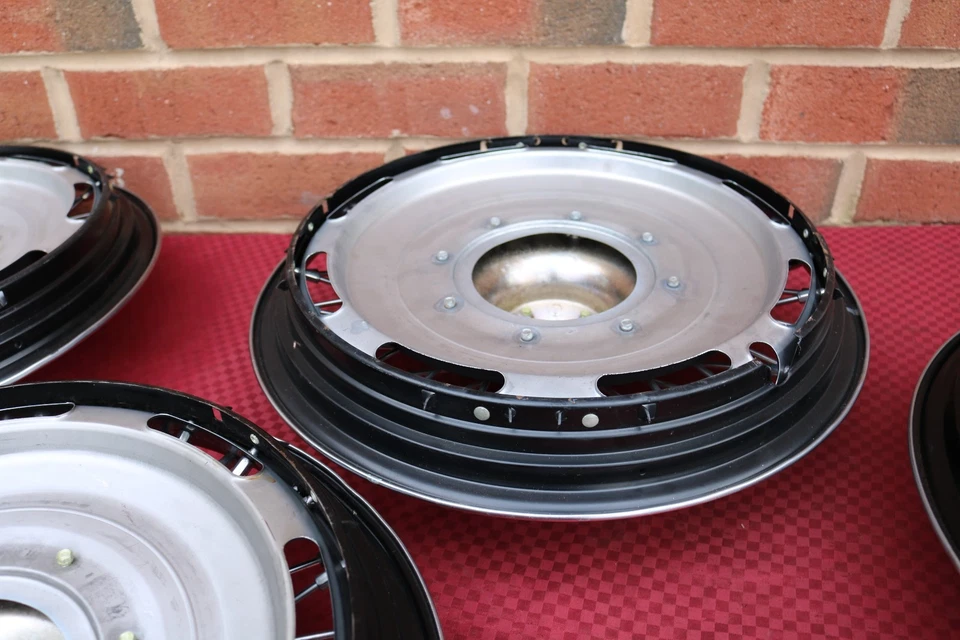 1964 1965 1966 CHEVROLET IMPALA CHEVELLE NOVA 14 INCH WIRE NOS HUBCAPS 3834904 - Image 4 of 4