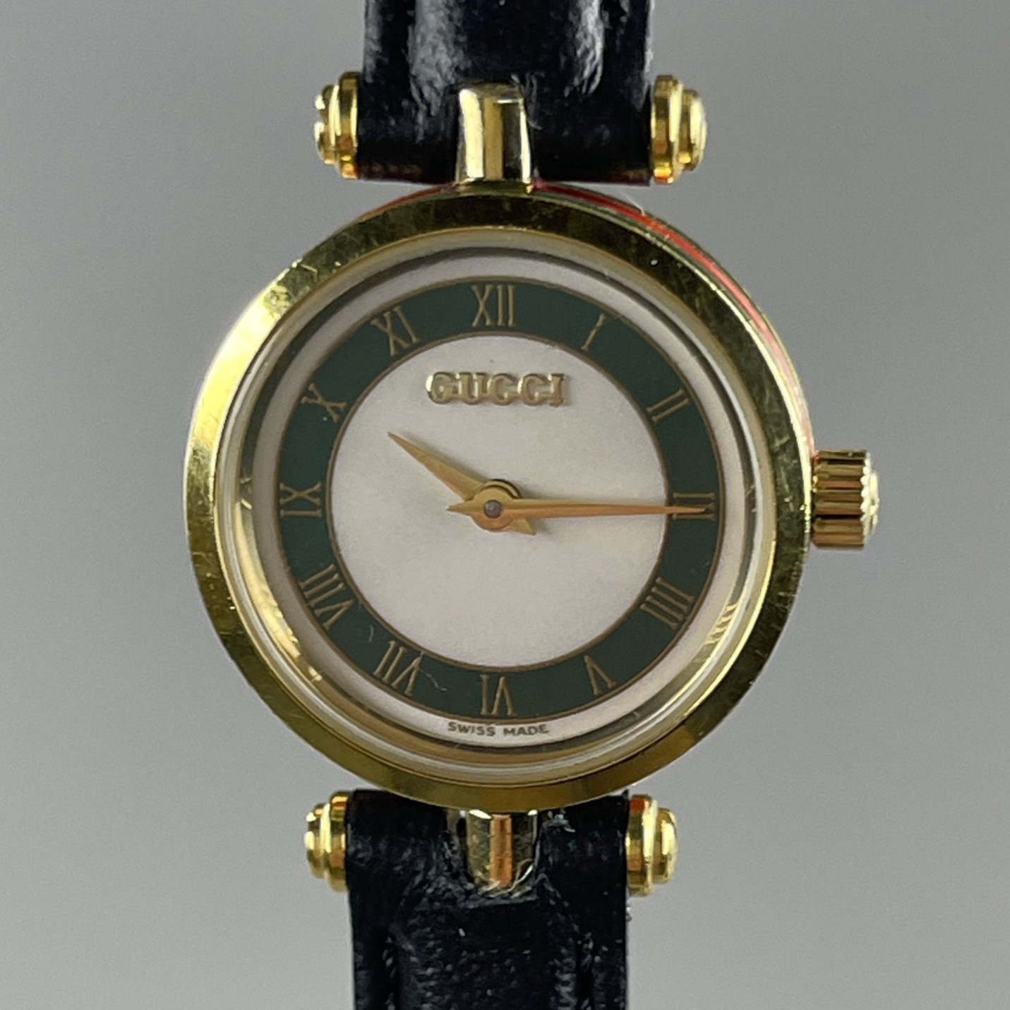 GUCCI 2000L Vintage Ladies Watch 21mm Quartz Gold SS Brand New band Cal.579.005 thumbnail 16