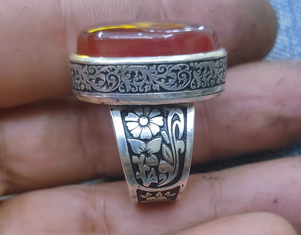 Anillo de plata esterlina Aqeeq Yemen 970 rojo 27,5 gramos ágata natural عقيق يمني احمر Foto 3 de 4