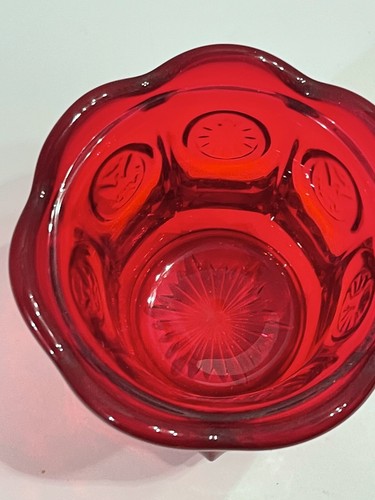 Vintage Glass Red Scalloped Eagle Coin Vase - Picture 2 of 10