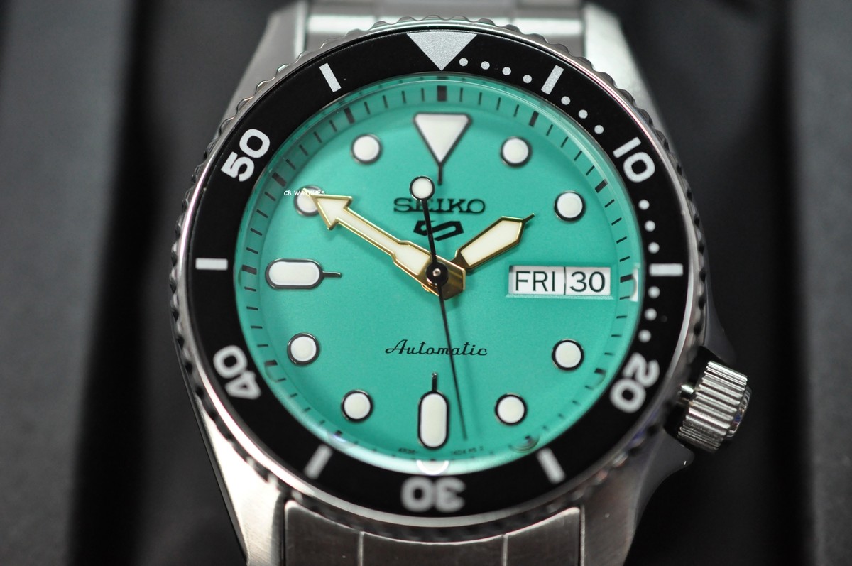 Seiko 5 Sports SRPK33K1 SKX Mid Sized Teal Automatic Mens Watch