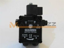 1PCS AS47B1537 Suntec oil pump for diesel oil or Oil-gas dual burner New