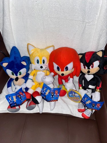 Sonic The Hedgehog Plush Figures LOT of 4: Sonic, Tails, Shadow ...