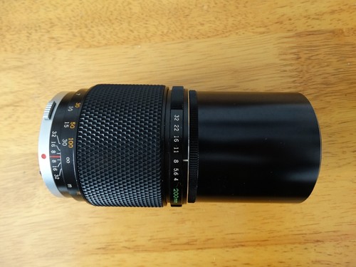 Olympus OM-SYSTEM Auto-T 200mm Lens F4 - OM Mount - Picture 3 of 4