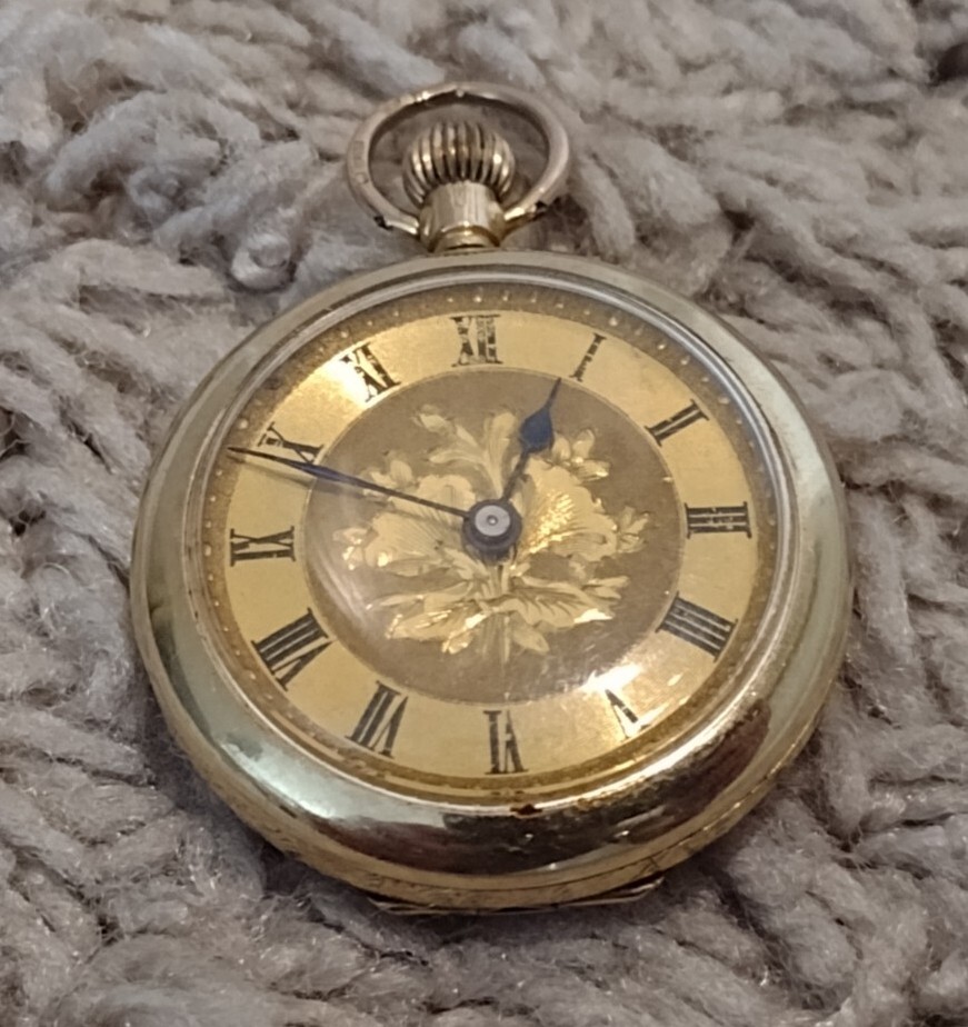 Antique 9kt (.375) Gold Ladies Pocket Watch Painted E… Gem