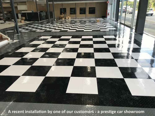 QUICK DIAMOND INTERLOCKING TILES-BLACK / GARAGE FLOORING /EXPO/ MOBILE DISPLAYS - Picture 8 of 8