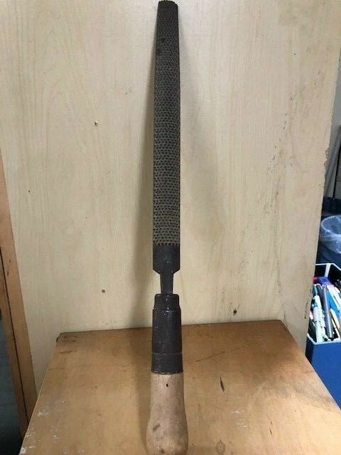 VINTAGE HEAVY DUTY  12inch, Rasp Cut (round side) file----------------------73A - Image 3 of 3