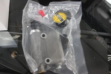 23394060 U-Haul Trailer Car Carrier Brake Master Cylinder w Cap fits Drum Brakes