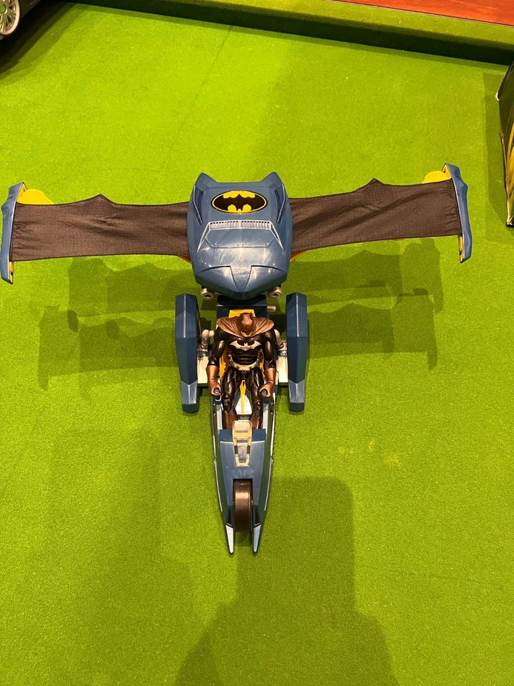 Batman Aérobat Mattei 1/18 - Photo 3/4