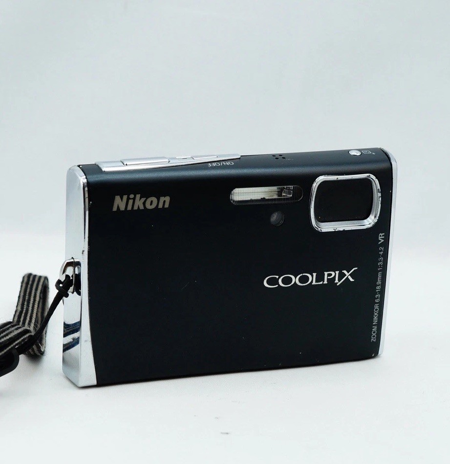 Nikon COOLPIX S52 10MP Black Compact Camera 3x Zoom Built-in Flash USB