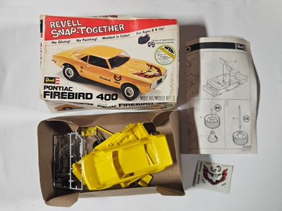 #ad #ad 1968 Pontiac FIREBIRD 400 1 32 Snap Plastic Model Molded Yellow 1978 $26.46