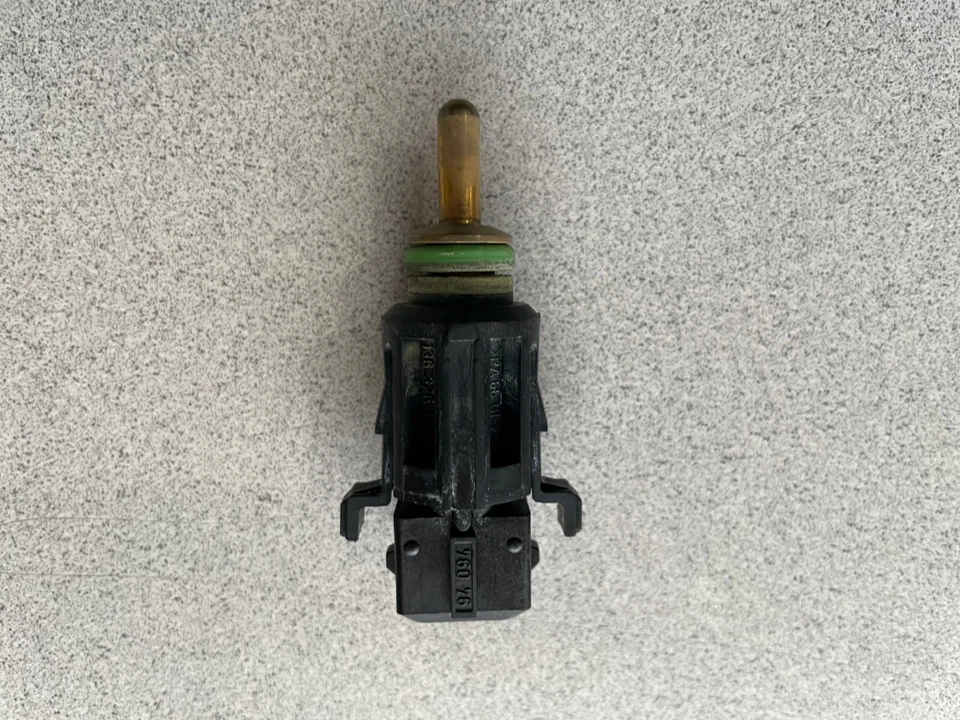 2000-2005 BMW 745i 750i E65 ~ датчик температуры охлаждающей жидкости ~ 13621433077 - Изображение 3 из 4