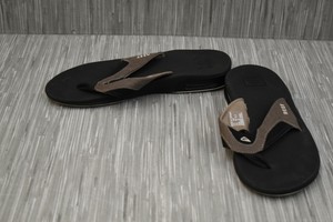 reef fanning size 12