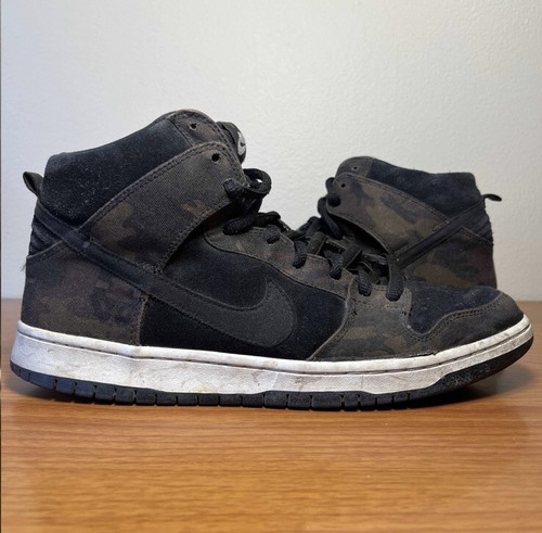 nike dunk iguana