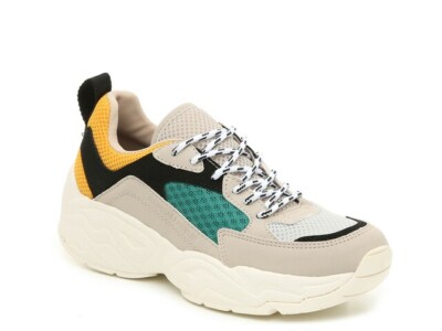 Kendall Kylie Women's Focus Athletic Sneaker Retro Style 6M