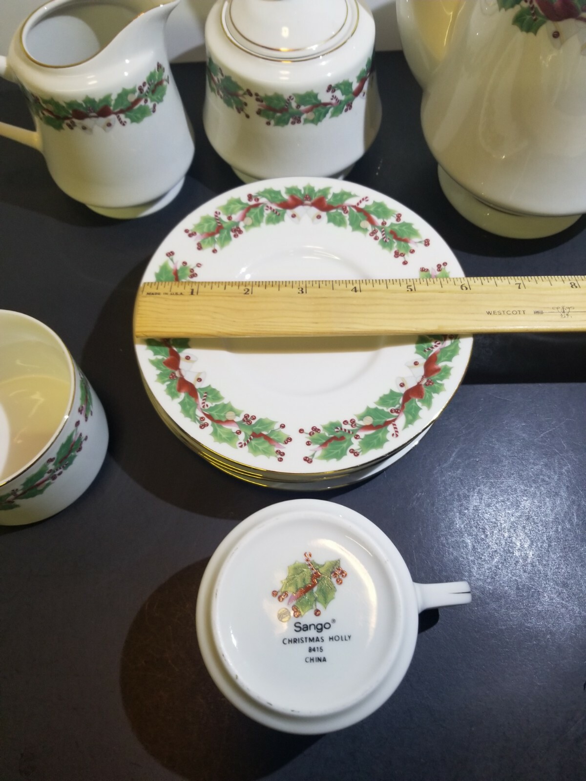 Vtg 1990 Sango X-mas Holly Service For 4 Coffee/tea Set
