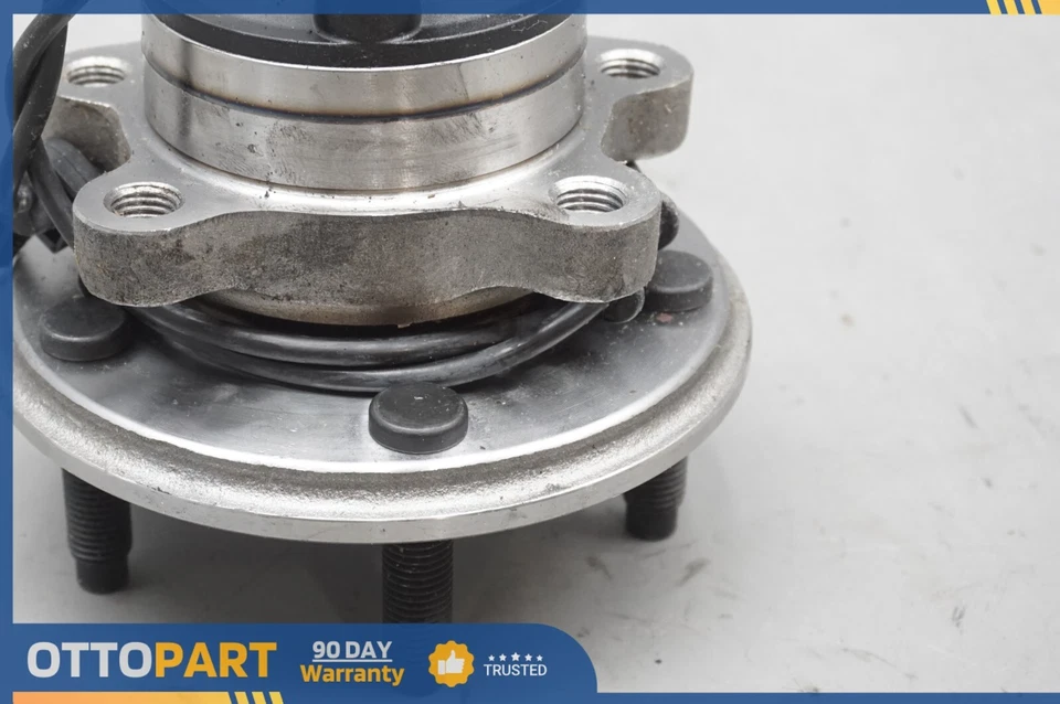 Conjunto de cojinete y buje de husillo de rueda delantera Jaguar XF 2010-2019 OEM C2D38987 Foto 2 de 4