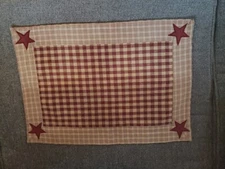 The Country House Collection Plaid Burgundy Red Tan Star Placemat 13x19