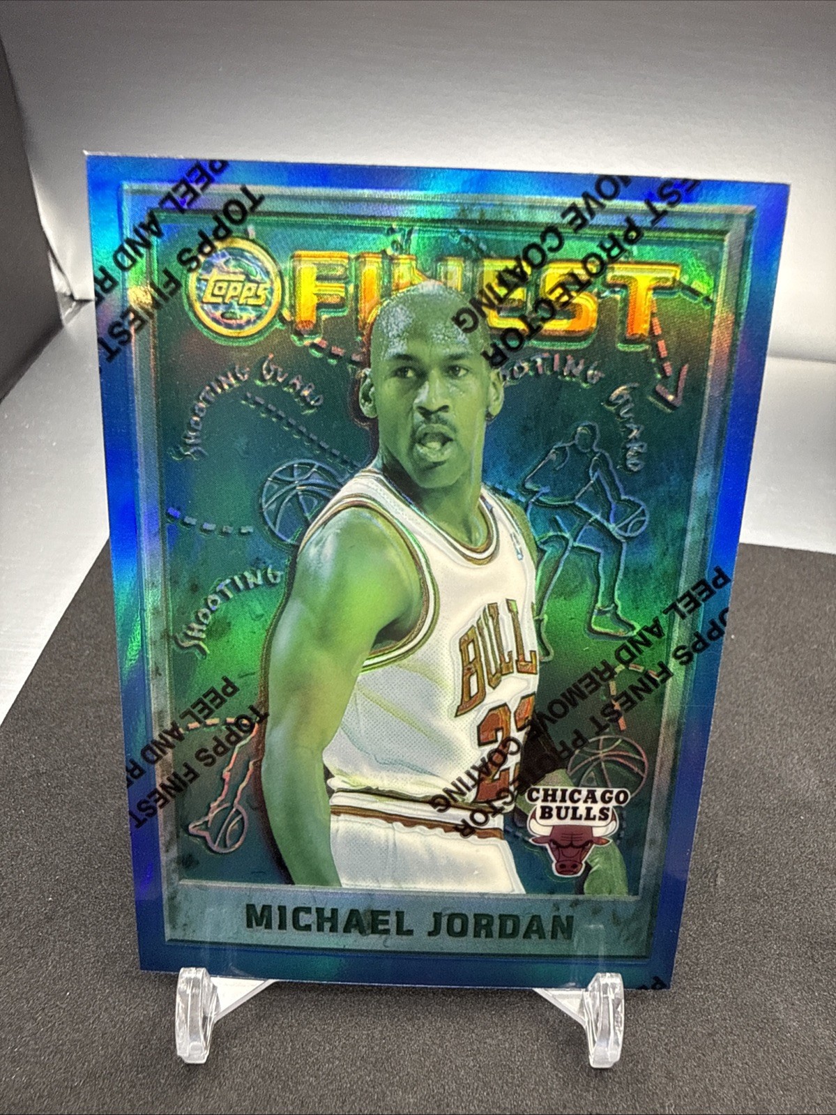 1995-96 Topps Finest - Michael Jordan #229 Refractor w/ coating- Great Color!!!