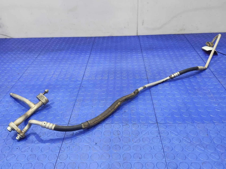 Manguera líquida aire acondicionado diésel 11-16 Ford F-250 F-350 6,7 L OEM BC3Z19835H Foto 2 de 4