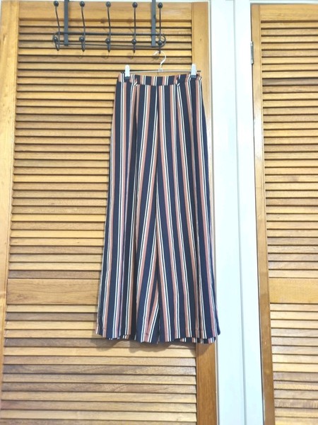 Lightweight striped high waisted wide leg pants size 6
