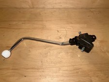 Hurst 3 Speed Floor Shifter Ford Gm Truck 366 6809 Nos 1570001 Hurst 3 Speed Floor Shifter Ford Gm Truck 366 6809 Nos 1570001