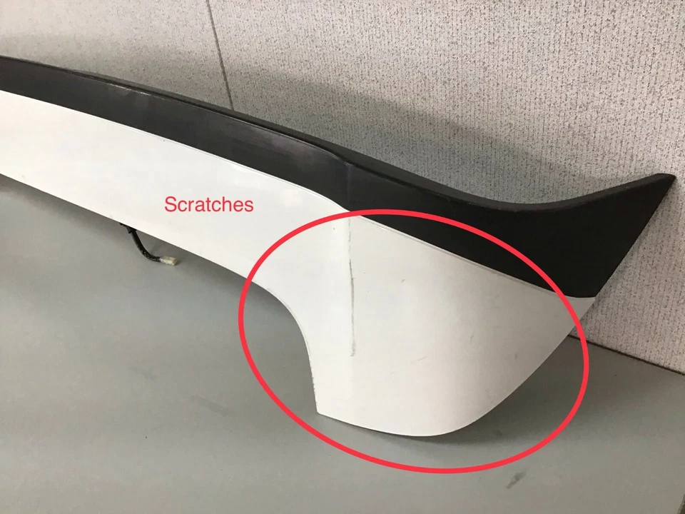 Alerón trasero Subaru Legacy 2015 2016 con tercera luz de freno Foto 3 de 4