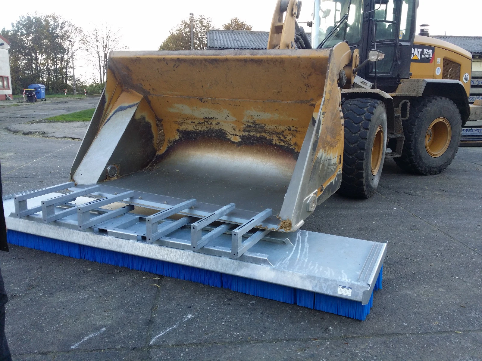 Bild 10 von 16