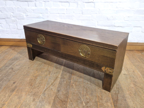 Oriental style low console table with 2 drawers - Picture 13 of 13