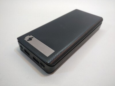 8x 18650 USB Powerbank Kit - Batterie Aufbewahrungsbox - 2xUSBA 1xUSBC 1xMicro