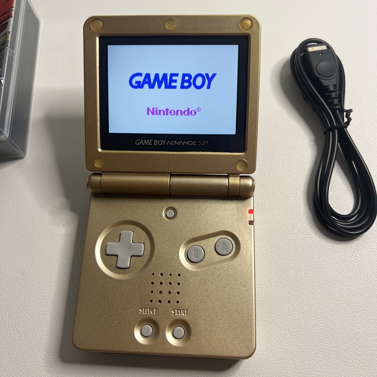 Nintendo Gameboy Advance SP Pokémon Ho-oh Gold Edition Nintendo Gameboy Advance SP Pokémon Ho-oh Gold Edition