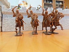 4  Reamsa mounted Turk's  not Reamsa Horses 2 poses 60mm ( Feb. Listing)