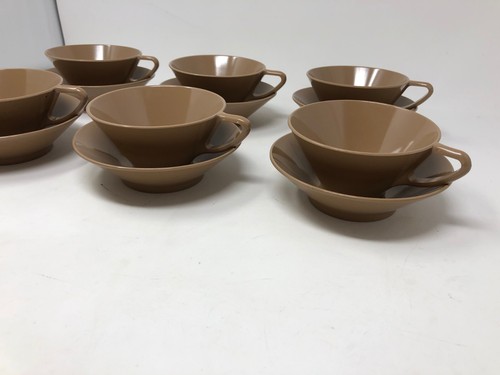 Vintage Set of 6 Light Brown Melamine Teacups and Saucers Cups Bowls MCM - Picture 2 of 11