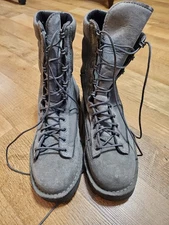Danner size 7 USAF RIVOT 8" SAGE NMT made in USA combat boots