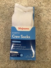 WALGREENS    3 WHITE DIABETIC CREW SOCKS   NON-BINDING   W 9-13 / M 7-12 UNISEX