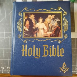 Holy Bible Master Referance Edition Freemason Art Heirloom Red Letter