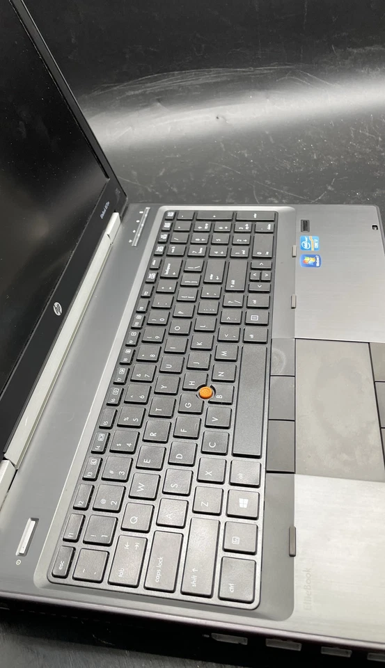 Computadora portátil portátil HP EliteBook 8570w Intel Core i7 sin disco duro Foto 4 de 4