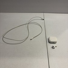 Apple AirPods 3rd Gen Charging Case Genuine With Cord And Right Ear Piece A2566