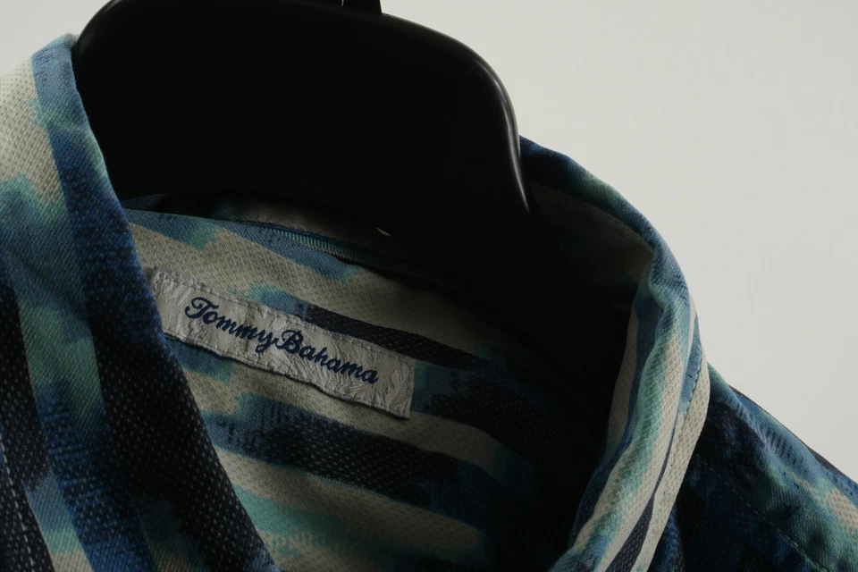 Tommy Bahama Mens XL Short Sleeve Blue White Aztec Southwestern Silk Blend Shirt - Image 4 of 4