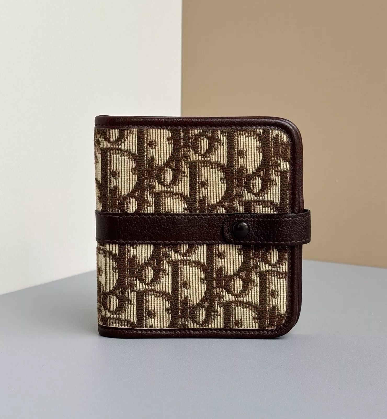 Portefeuille vintage Christian Dior BI pli petit CD micro trotteur jacquard marron