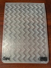 Stampin Up Embossing Folder Textured Impressions  Chevron  P4