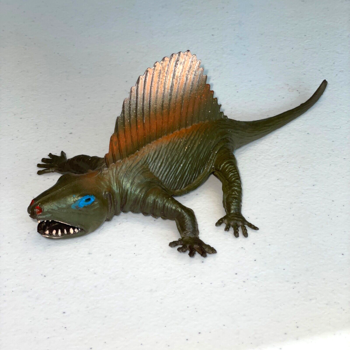 ディメトロドン 恐竜 昔のソフビ フィギュア Made in Hong Kong ディメトロドン 恐竜 昔のソフビ フィギュア Made in Hong Kong