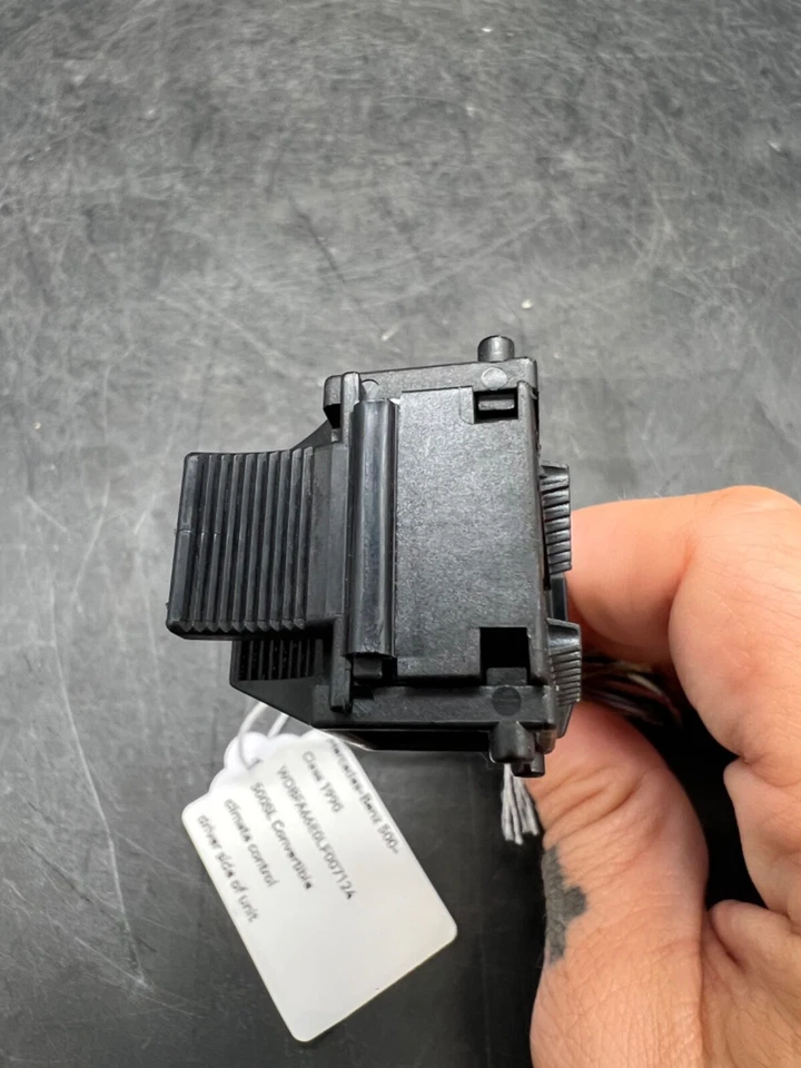 Arnés de cables coleta lado conductor control de clima OEM Mercedes-Benz 500SL 90-93 Foto 3 de 4