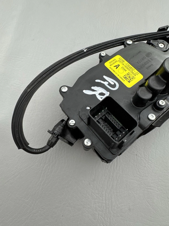 Lincoln Continental 2017-2020 pasajero derecho cerradura puerta trasera pestillo actuador OEM Foto 2 de 4